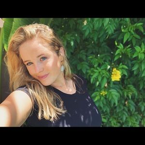 Meet your Posher, Caroline